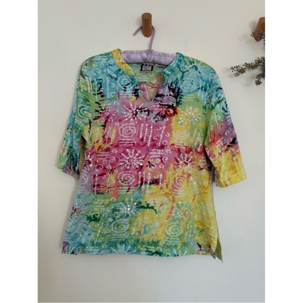 Boutique Tie Dye Rhinestone Top Small | Colorful Boho Art Tee | 3/4 Sleeve